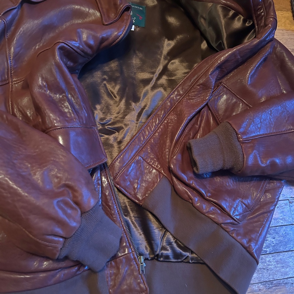 Orvis Chestnut Brown Leather Bomber Jacket